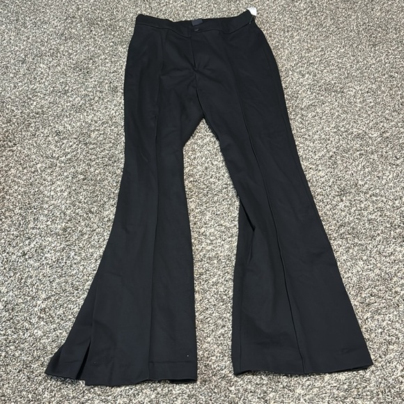NWT! GAP Black High Rise Ponte Split Flare Pants - Size 10  🔹 - Picture 7 of 9